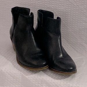 Cole Haan Ankle Boots Size 6-1/2